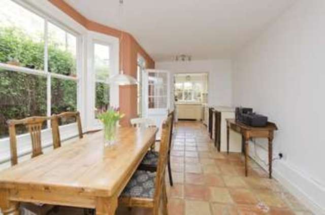  Image of 3 bedroom Terraced house for sale in White Hart Lane London SW13 at White Hart Lane  London, SW13 0PP