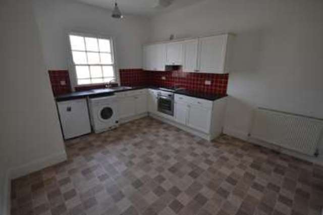  Image of 2 bedroom Flat for sale in Wilton Road Bexhill-on-Sea TN40 at Bexhill On Sea, TN40 1HX