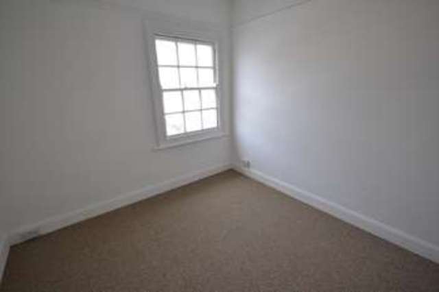  Image of 2 bedroom Flat for sale in Wilton Road Bexhill-on-Sea TN40 at Bexhill On Sea, TN40 1HX