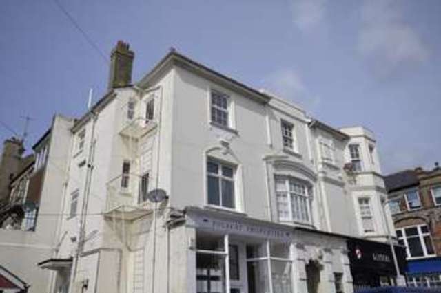  Image of 2 bedroom Flat for sale in Wilton Road Bexhill-on-Sea TN40 at Bexhill On Sea, TN40 1HX