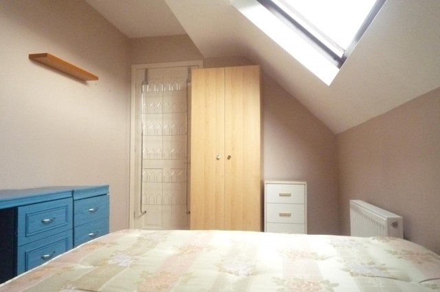  Image of 1 bedroom Flat to rent in Windrush Drive High Wycombe HP13 at Windrush Drive  High Wycombe, HP13 7UL