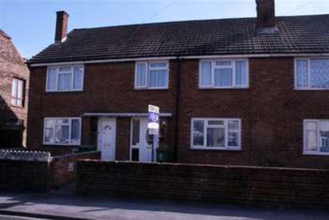  Image of 3 bedroom Terraced house for sale in Windsor Road Cosham Portsmouth PO6 at Windsor Road  Portsmouth, PO6 2TG