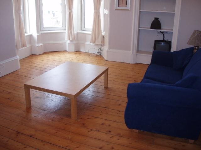  Image of 3 bedroom Flat to rent in Wolseley Terrace Edinburgh EH8 at Meadowbank Edinburgh Edinburgh, EH8 7AB
