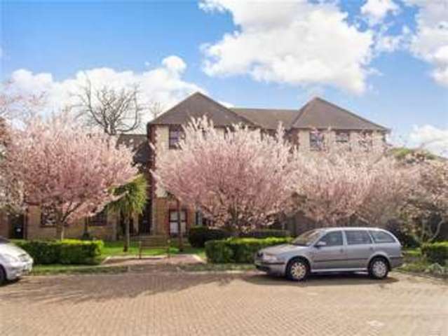  Image of 1 bedroom Apartment for sale in Woodlands Lane Chichester PO19 at Chichester West Sussex Chichester, PO19 5PF