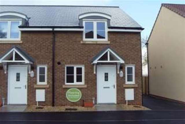  Image of 2 bedroom Terraced house to rent in Cunningham Road Yeovil BA21 at Yeovil, BA21 5FF