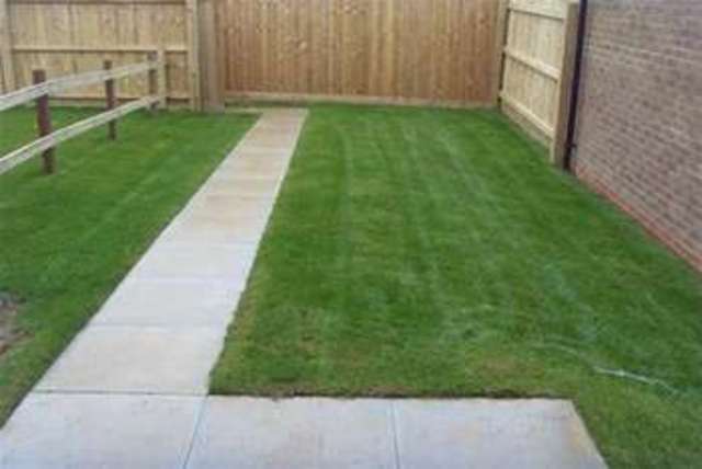  Image of 2 bedroom Terraced house to rent in Cunningham Road Yeovil BA21 at Yeovil, BA21 5FF