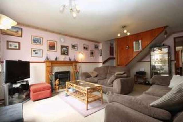  Image of 3 bedroom Semi-Detached house for sale in Great Close Road Yarnton Kidlington OX5 at Great Close Road Yarnton Yarnton, OX5 1QN