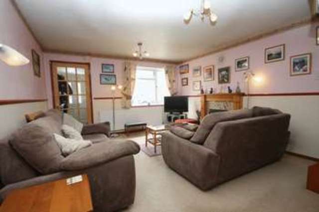  Image of 3 bedroom Semi-Detached house for sale in Great Close Road Yarnton Kidlington OX5 at Great Close Road Yarnton Yarnton, OX5 1QN
