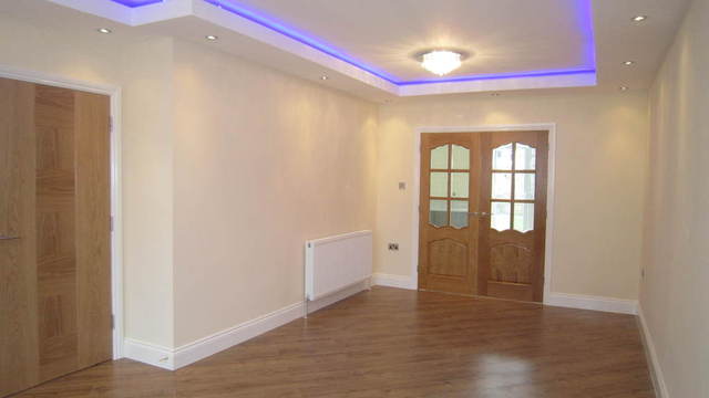  Image of 4 bedroom Semi-Detached house for sale in York Avenue Hayes UB3 at Middlesex  Hayes, UB3 2TN
