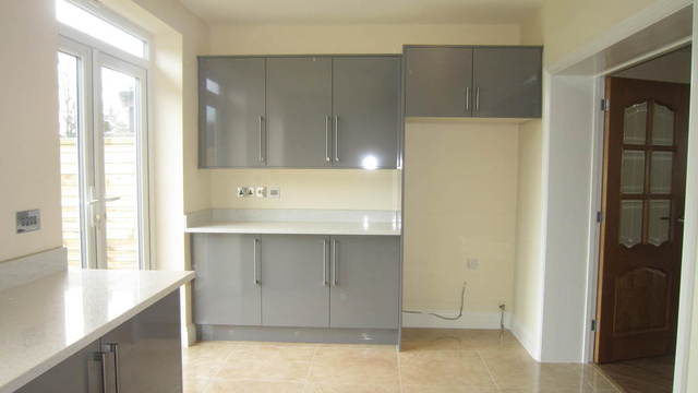  Image of 4 bedroom Semi-Detached house for sale in York Avenue Hayes UB3 at Middlesex  Hayes, UB3 2TN