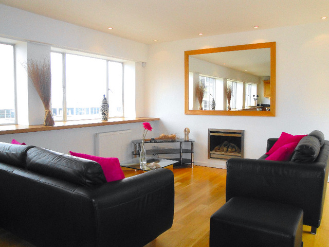  Image of 3 bedroom Flat to rent in Young Street Lane South Edinburgh EH2 at New Town Edinburgh Edinburgh, EH2 4JF