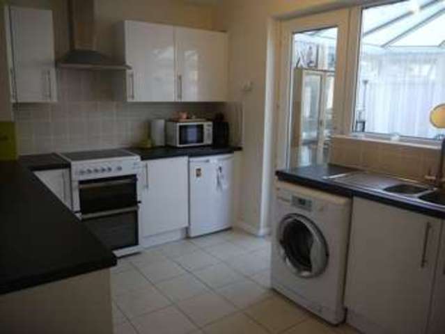  Image of 3 bedroom Semi-Detached house for sale in Wymering Road Aylesbury HP21 at Wymering Road  Aylesbury, HP21 9BP