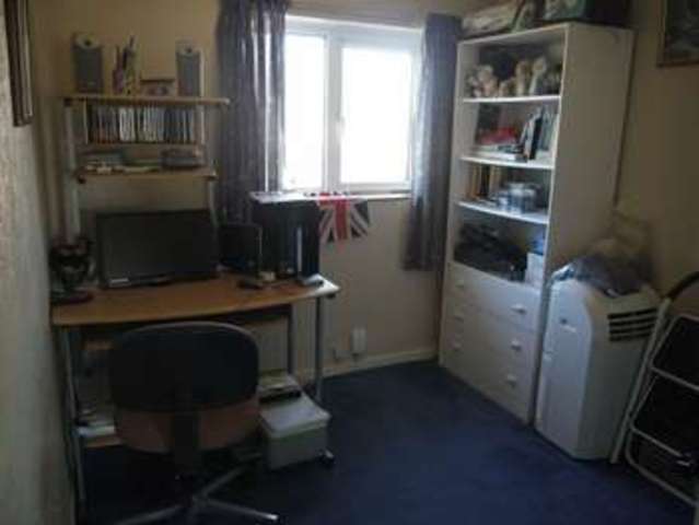  Image of 3 bedroom Semi-Detached house for sale in Wymering Road Aylesbury HP21 at Wymering Road  Aylesbury, HP21 9BP