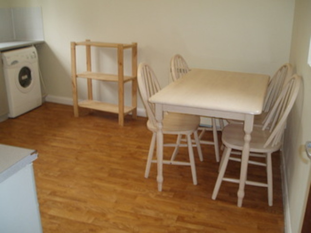  Image of 1 bedroom Flat to rent in Cavendish Crescent South The Park Nottingham NG7 at 1 Cavendish Crescent South, The Park The Park Nottingham, NG7 1EN