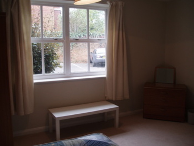  Image of 1 bedroom Flat to rent in Cavendish Crescent South The Park Nottingham NG7 at 1 Cavendish Crescent South, The Park The Park Nottingham, NG7 1EN