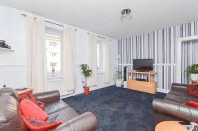  Image of 3 bedroom Flat for sale in Ferry Road Avenue Edinburgh EH4 at Ferry Road Avenue West Pilton Edinburgh, EH4 4BJ