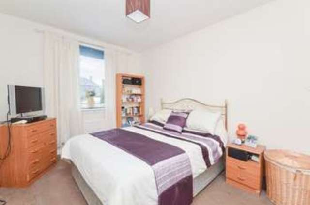  Image of 3 bedroom Flat for sale in Ferry Road Avenue Edinburgh EH4 at Ferry Road Avenue West Pilton Edinburgh, EH4 4BJ