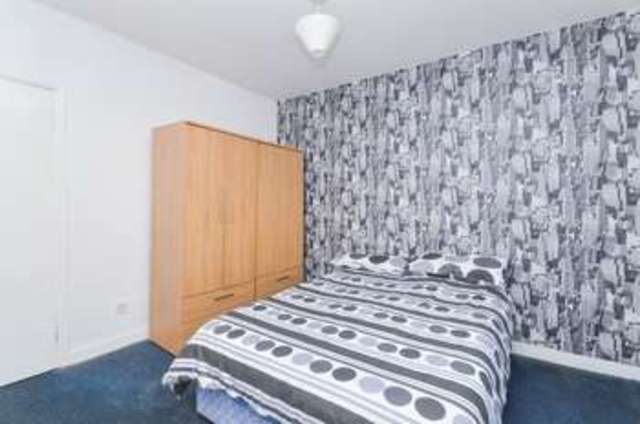  Image of 3 bedroom Flat for sale in Ferry Road Avenue Edinburgh EH4 at Ferry Road Avenue West Pilton Edinburgh, EH4 4BJ