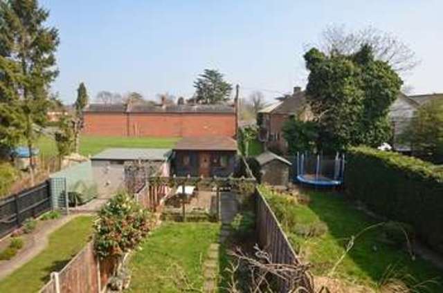  Image of 3 bedroom Cottage for sale in Course Road Ascot SL5 at Ascot, SL5 7HL