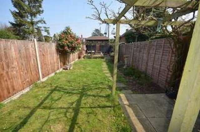  Image of 3 bedroom Cottage for sale in Course Road Ascot SL5 at Ascot, SL5 7HL