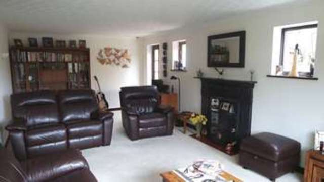  Image of 4 bedroom Detached house for sale in Hillside Road Penn High Wycombe HP10 at Penn, HP10 8JJ