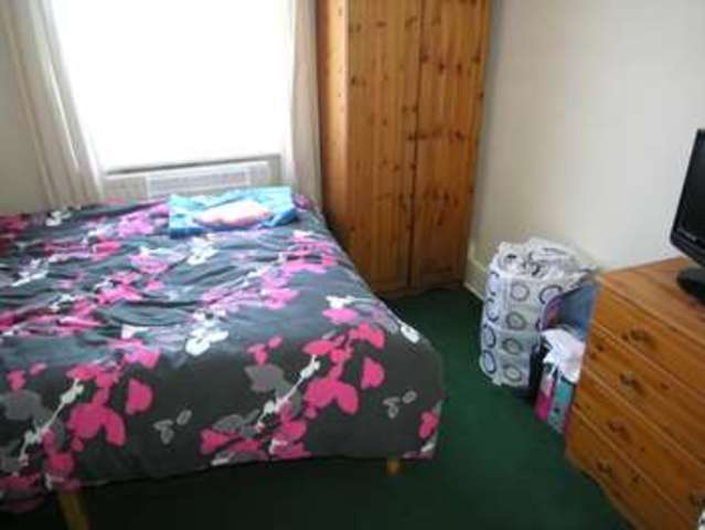  Image of 4 bedroom Detached house to rent in Frampton Road Winton Bournemouth BH9 at Bournemouth, BH9 1HD