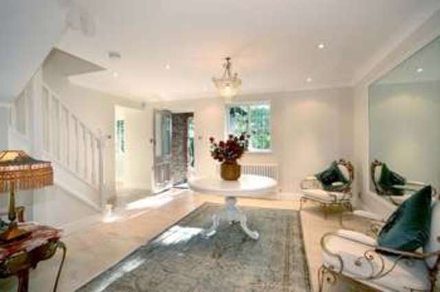  Image of 4 bedroom Detached house for sale in Coronation Road Ascot SL5 at Earlywood Pines Coronattion Road Ascot, SL5 9LH