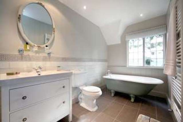  Image of 4 bedroom Detached house for sale in Coronation Road Ascot SL5 at Earlywood Pines Coronattion Road Ascot, SL5 9LH