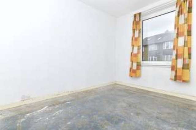  Image of 2 bedroom Detached house for sale in Crewe Crescent Edinburgh EH5 at Crewe Crescent Crewe Edinburgh, EH5 2JR