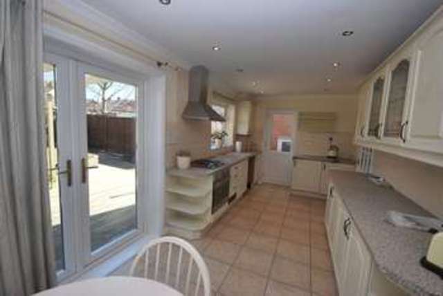  Image of 3 bedroom Semi-Detached house to rent in Dundridge Gardens Bristol BS5 at Dundridge Gardens  Bristol, BS5 8SZ