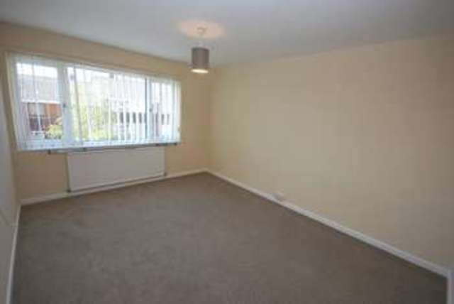  Image of 3 bedroom Semi-Detached house to rent in Dundridge Gardens Bristol BS5 at Dundridge Gardens  Bristol, BS5 8SZ