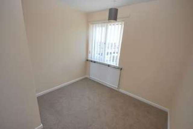  Image of 3 bedroom Semi-Detached house to rent in Dundridge Gardens Bristol BS5 at Dundridge Gardens  Bristol, BS5 8SZ