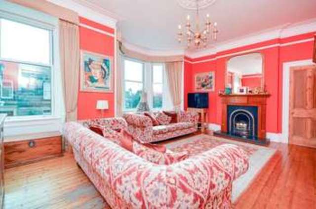  Image of 5 bedroom Terraced house for sale in Queen