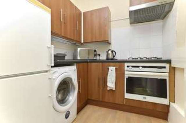  Image of 1 bedroom Flat for sale in Albert Street Edinburgh EH7 at Albert Street Leith Edinburgh, EH7 5LR