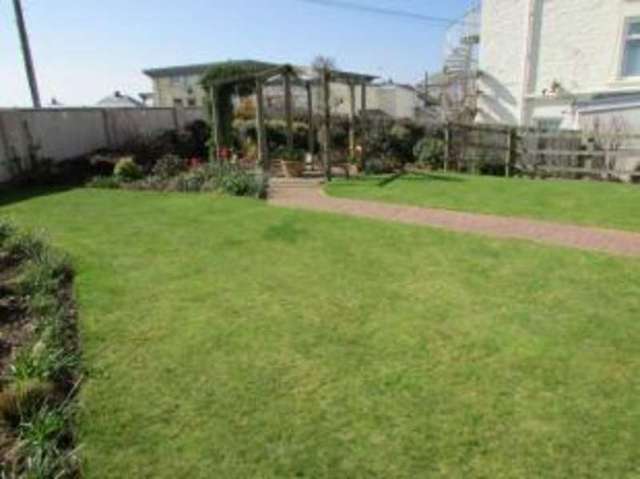  Image of 1 bedroom Retirement Property for sale in Mount Wise Newquay TR7 at 9-19 Mount Wise Newquay Newquay, TR7 2EJ
