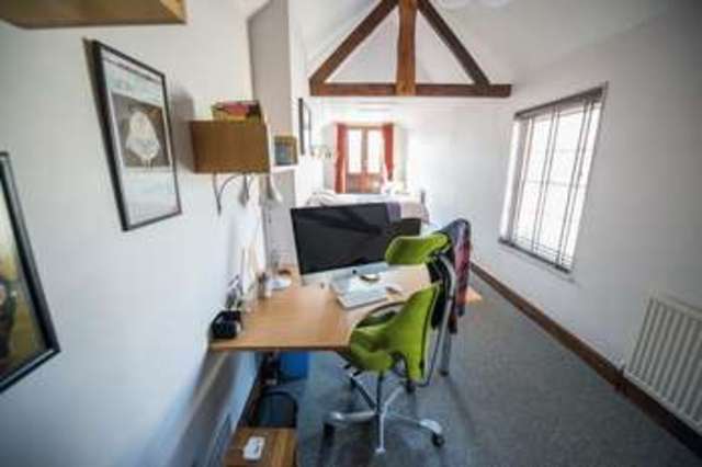 Image of 2 bedroom Cottage for sale in High Street Honiton EX14 at 98a High Street  Honiton, EX14 1JW