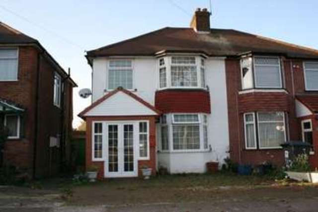  Image of 3 bedroom Semi-Detached house for sale in Stanway Gardens Edgware HA8 at Stanway Gardens  Edgware, HA8 9LN