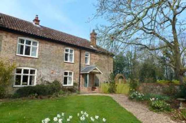  Image of 2 bedroom Cottage to rent in Mautby Great Yarmouth NR29 at adj.Mautby Lodge Market Lane Mautby, NR29 3JE