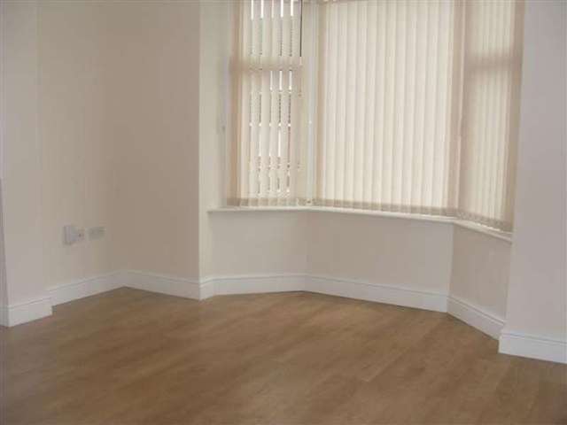  Image of 1 bedroom Flat to rent in Albert Road Wellingborough NN8 at Wellingborough  Northamptonshire, NN8 1EL