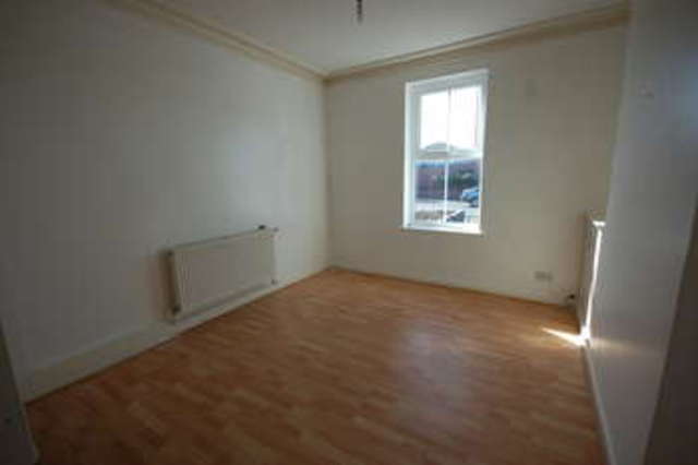  Image of 3 bedroom End of Terrace to rent in Albert Street Fleetwood FY7 at Fleetwood Lancashire, FY7 6AH