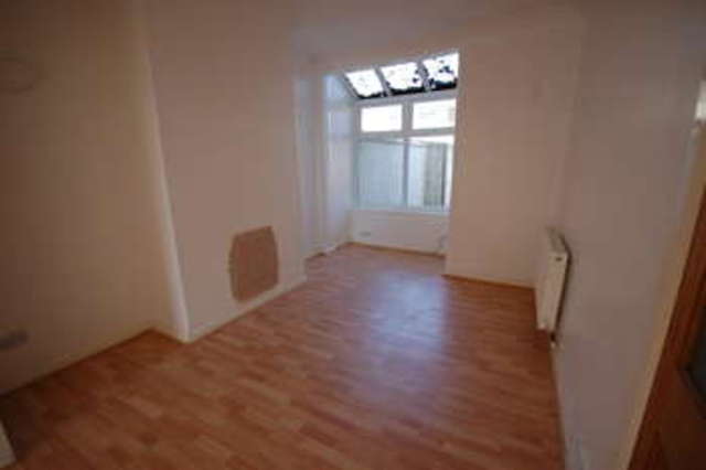  Image of 3 bedroom End of Terrace to rent in Albert Street Fleetwood FY7 at Fleetwood Lancashire, FY7 6AH