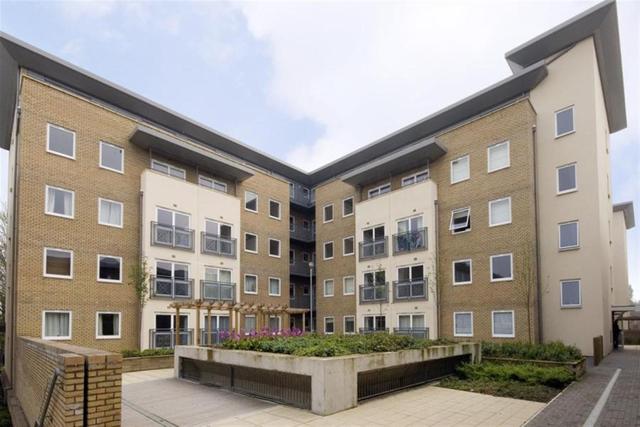  Image of 2 bedroom Property to rent in Cline Road London N11 at Cline Road  Bounds Green, N11 2ND