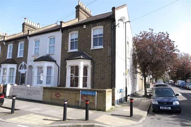  Image of Property to rent in Alloa Road London SE8 at Deptford, SE8 5AH