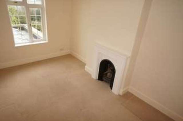  Image of 5 bedroom Detached house to rent in Anstey Road Alton GU34 at Anstey Road  Alton, GU34 2RD