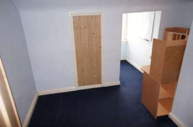  Image of 5 bedroom Detached house to rent in Anstey Road Alton GU34 at Anstey Road  Alton, GU34 2RD