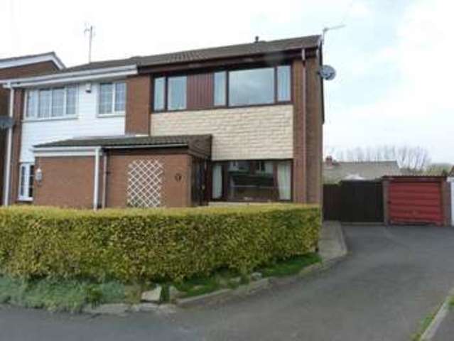  Image of 3 bedroom Semi-Detached house for sale in Alwin Road Shaw Oldham OL2 at Alwin Road Shaw Oldham, OL2 7YD