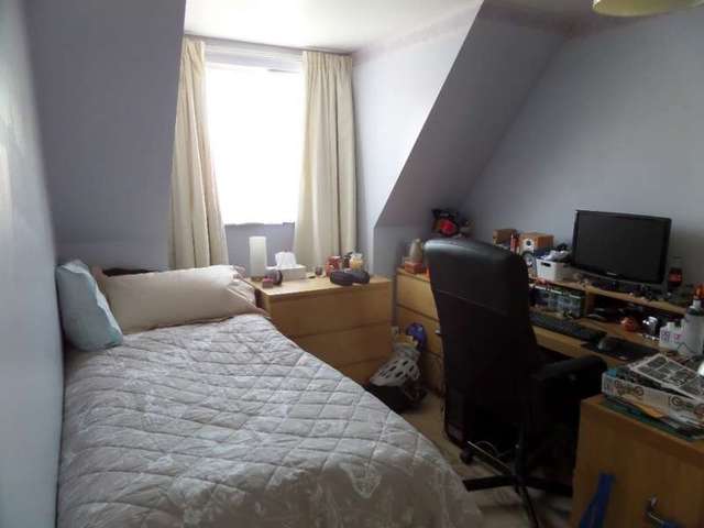  Image of 3 bedroom Detached house for sale in Anglesey Court Great Holm Milton Keynes MK8 at Milton Keynes, MK8 9EH