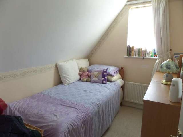  Image of 3 bedroom Detached house for sale in Anglesey Court Great Holm Milton Keynes MK8 at Milton Keynes, MK8 9EH