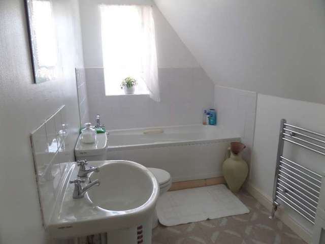  Image of 3 bedroom Detached house for sale in Anglesey Court Great Holm Milton Keynes MK8 at Milton Keynes, MK8 9EH