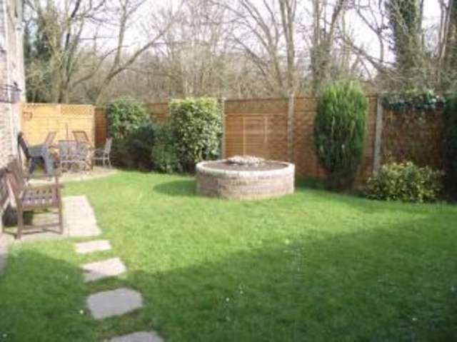  Image of 1 bedroom Flat for sale in Anson Drive Southampton SO19 at Anson Drive Southampton Thornhill, SO19 8RU